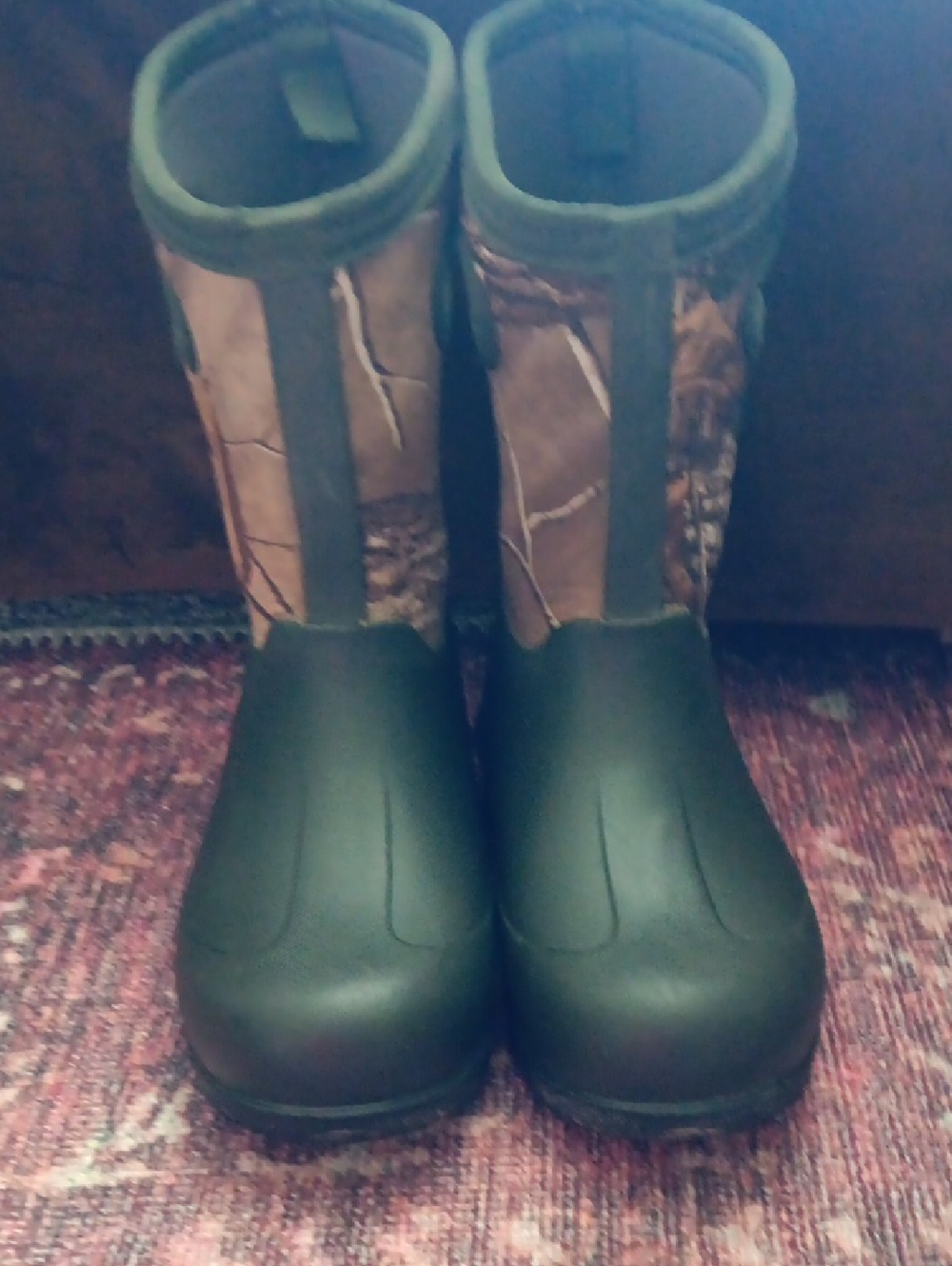 Kids Youth Size 1 Real Tree Camo Neoprene Bogs Rain/Snow Boots